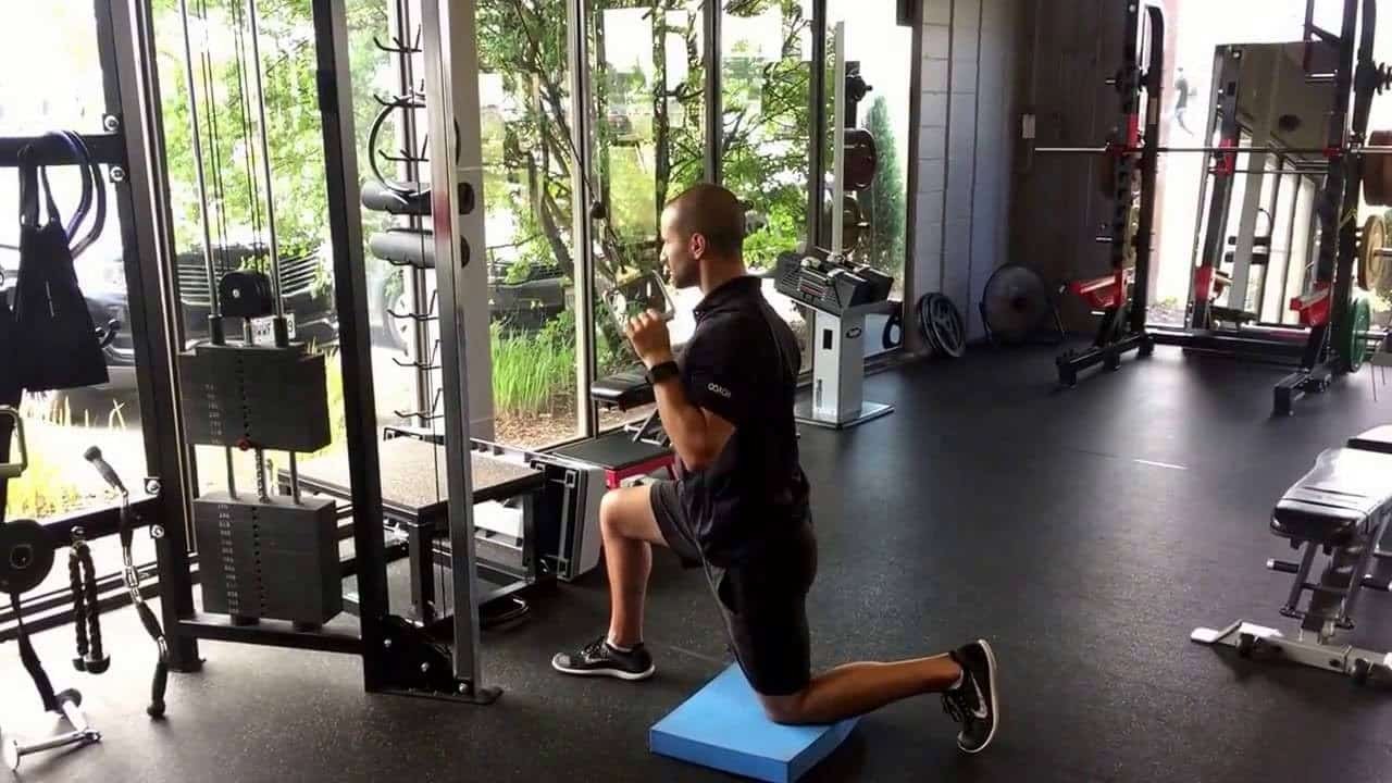 Single-Arm Cable Pulldown