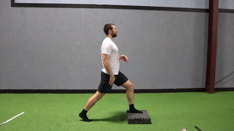 Front Foot Elevated Lunge: Guide To Techniques & Benefits